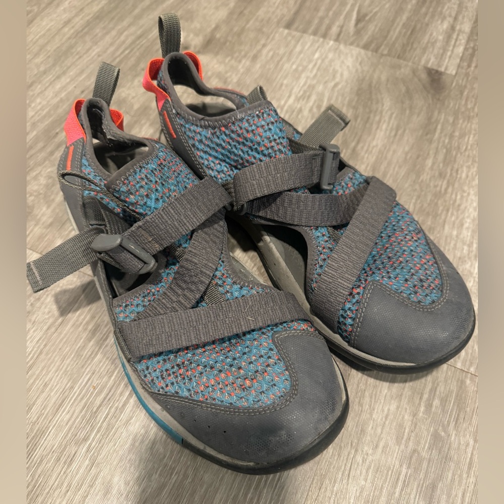 Chaco’s water sandals Women’s size 10